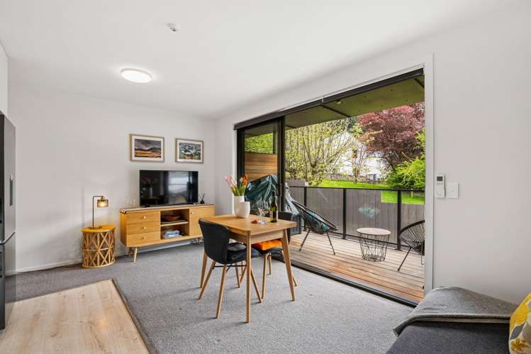 3/14 Fryer Street Queenstown_2