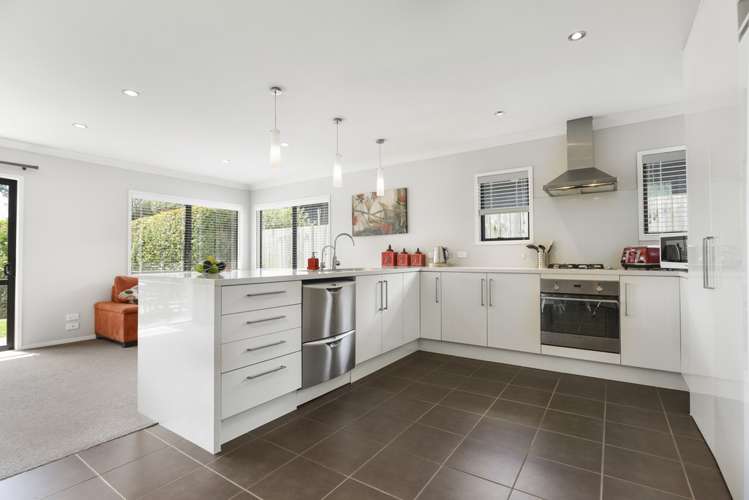 21 Corsica Way Karaka_3