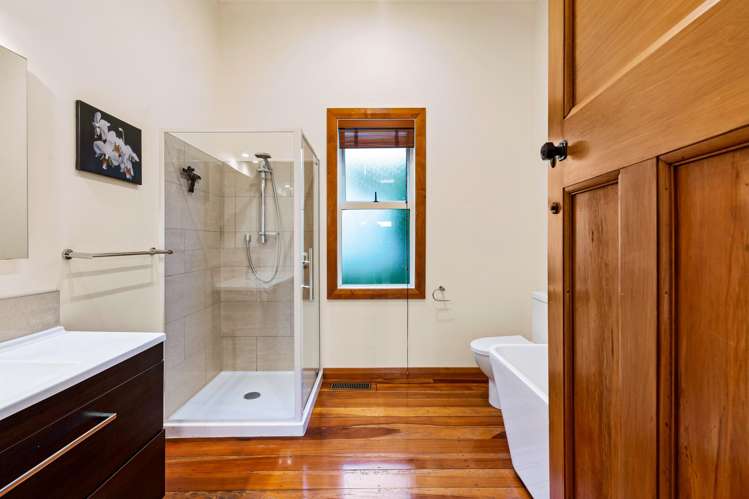 7 Lucy Road Bluff Hill_12