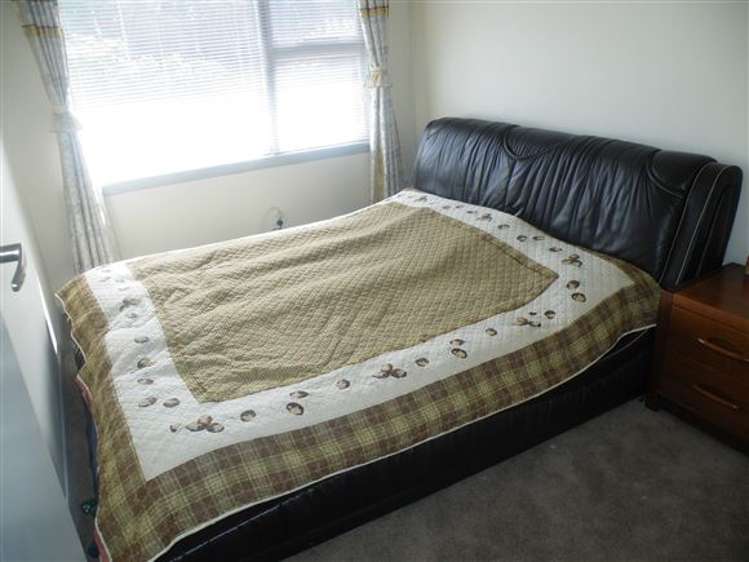 1 Neill Street Hornby_14