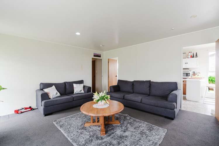 72 Amanda Avenue Dinsdale_5