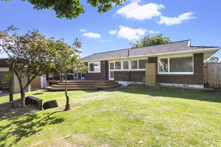 39 Meadway Sunnyhills_15