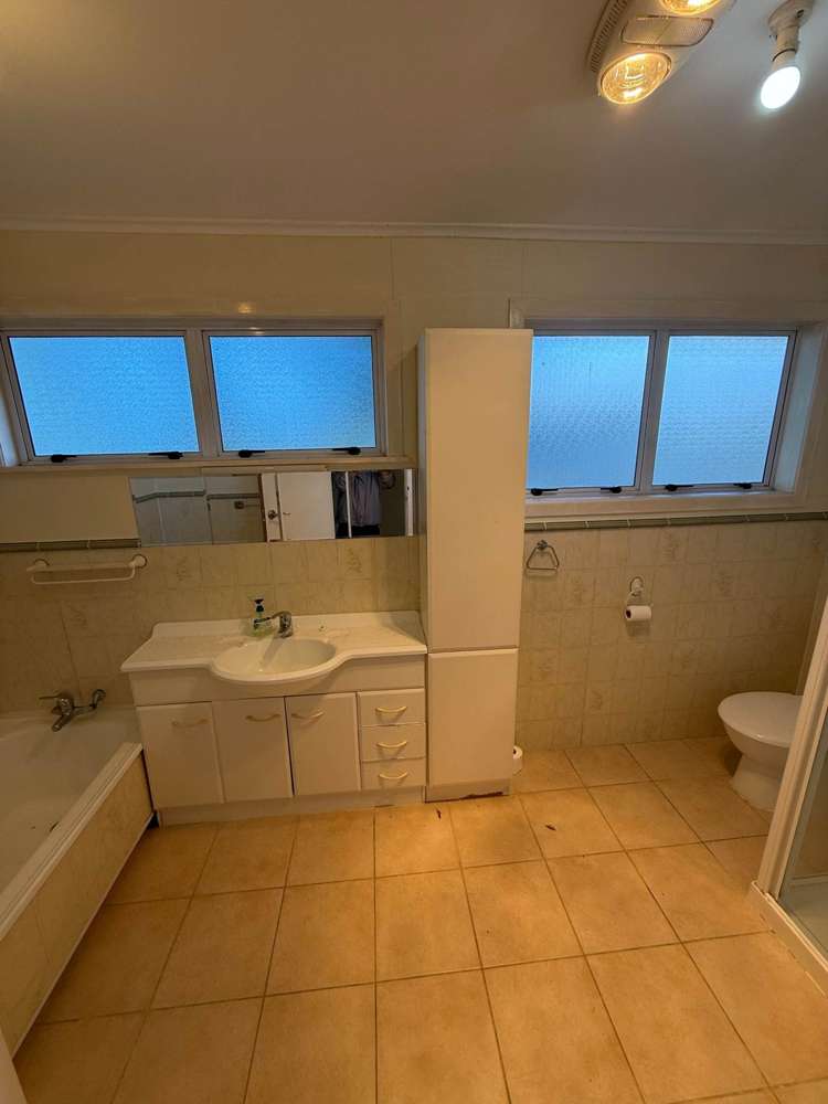 24 Tania Place Blockhouse Bay_9