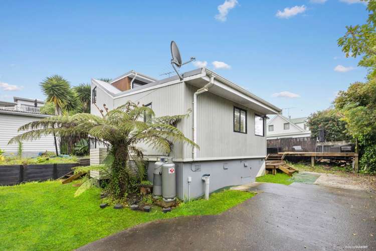 1/18 Doyly Drive Stanmore Bay_15