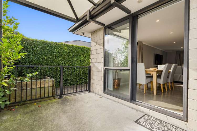 3 Ellesmere Close Pyes Pa_11