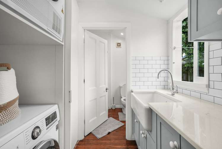 5 Udy Street Petone_11