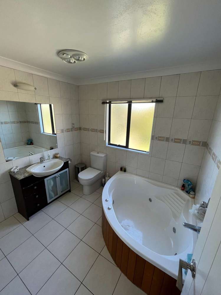 37 Roberta Crescent Orewa_15