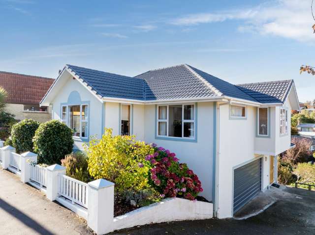 Owners ready to move, price indication $680,000+