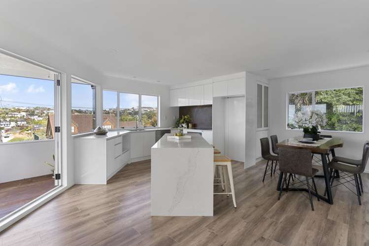 2/9 Colmar Road Mellons Bay_16