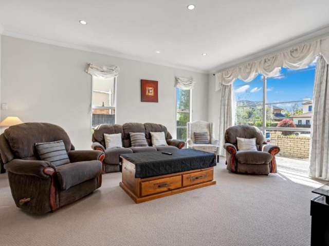 51 Coachman Drive Flat Bush_1