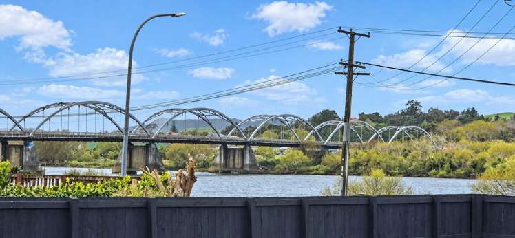 28A Riverview Road_3