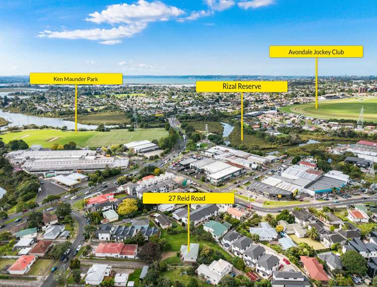 27 Reid Road New Lynn_16