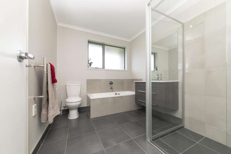 55 Pohutukawa Parade Riverhead_15