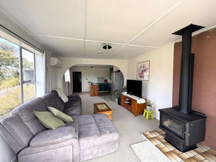 9 Cargill Street Owaka_2