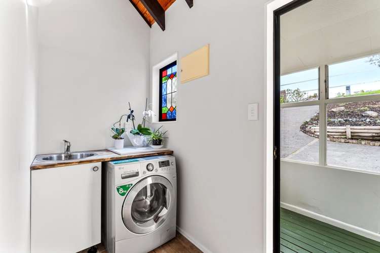 11 Moffat Road Red Beach_19