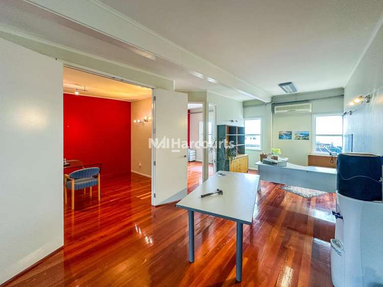 Suite 3/27 Mokoia Road Birkenhead_5