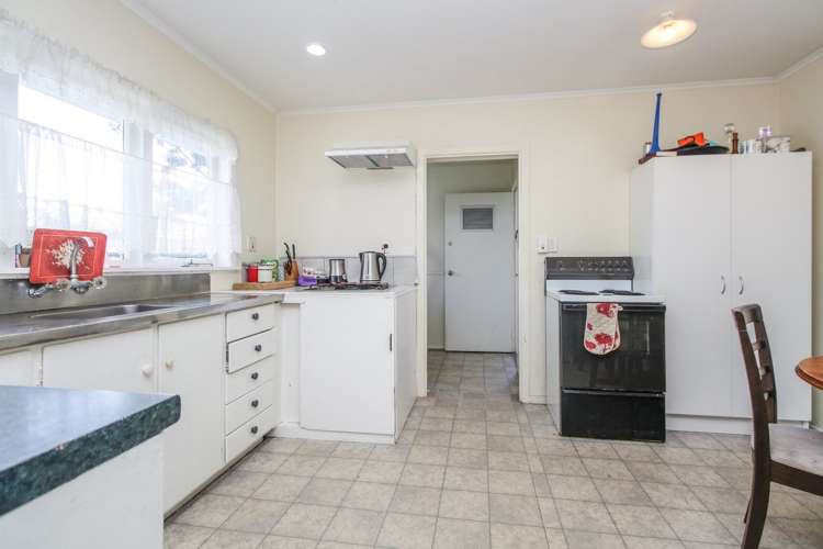 132 Russell Road Manurewa_10