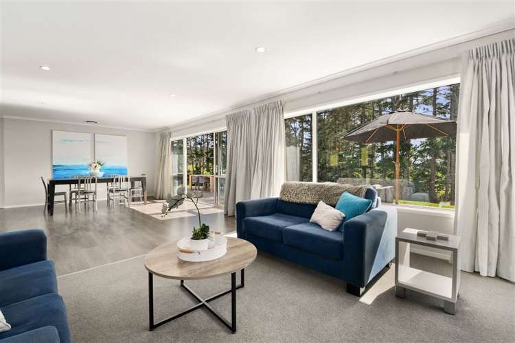 64 Manuka Grove Helensville_7