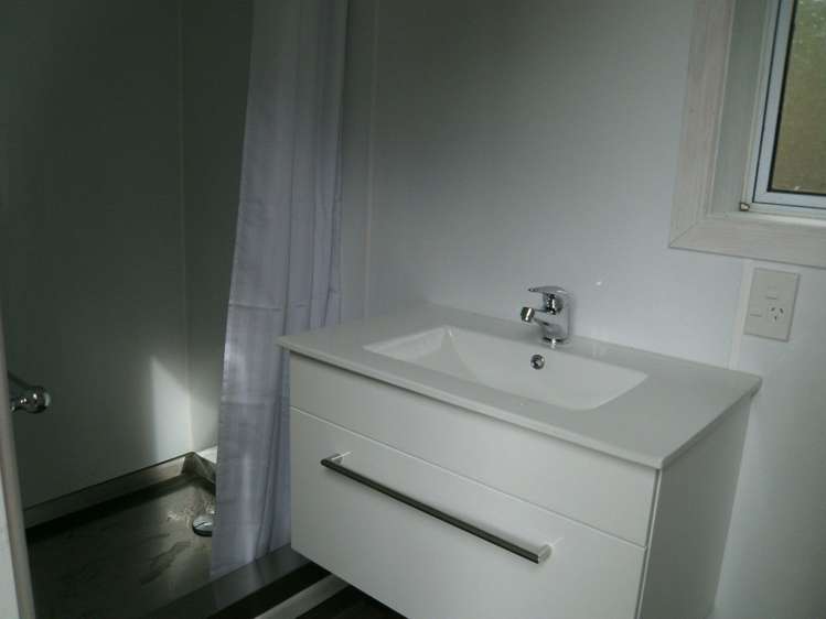 16 Koromiko Street Kaka Point_2