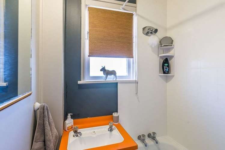 1 Langford Street Naenae_11