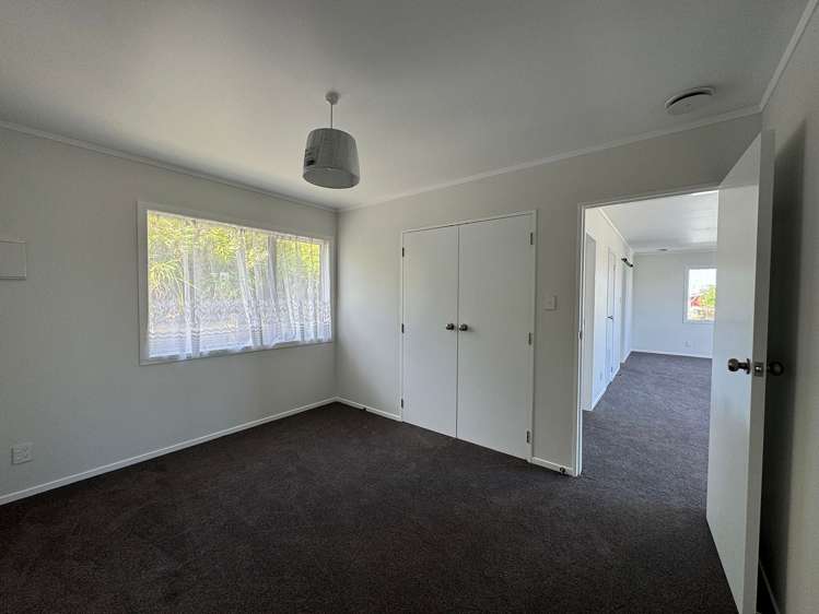 8 Chetwode Grove Newlands_8