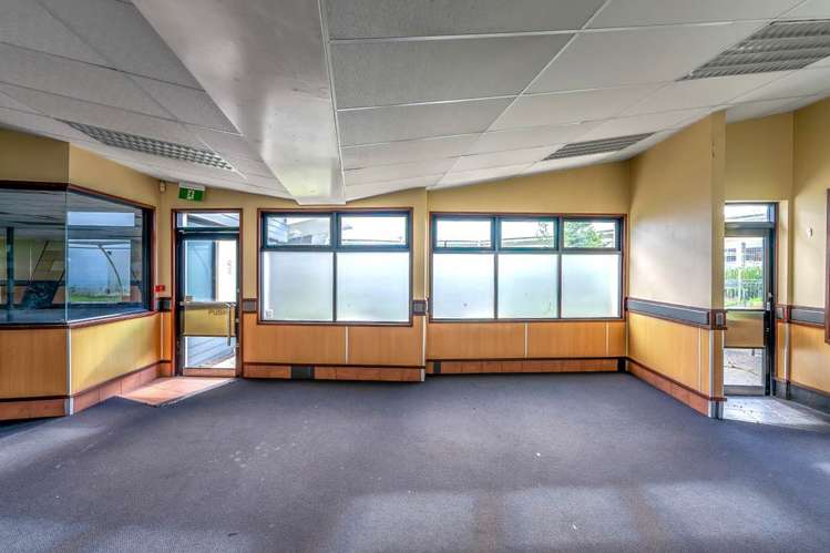 135 Great South Road Papakura_8