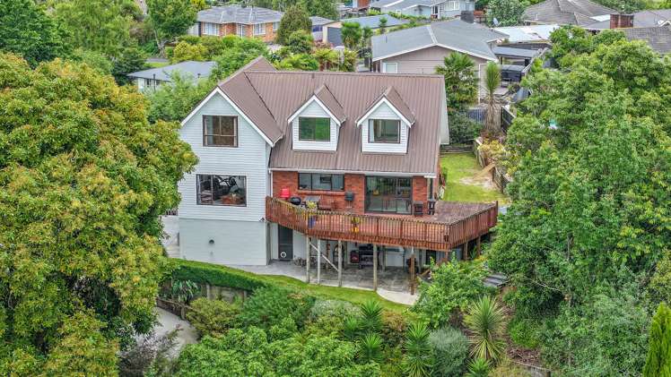 15 Russell Terrace_0