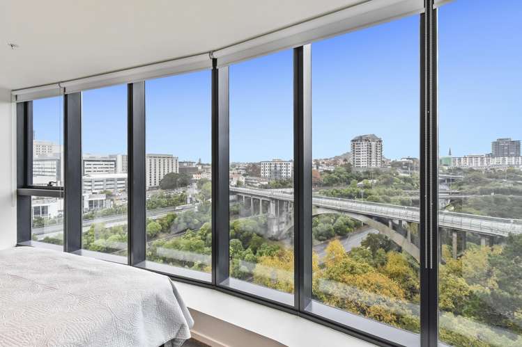 903/18 St Martins Lane Grafton_2