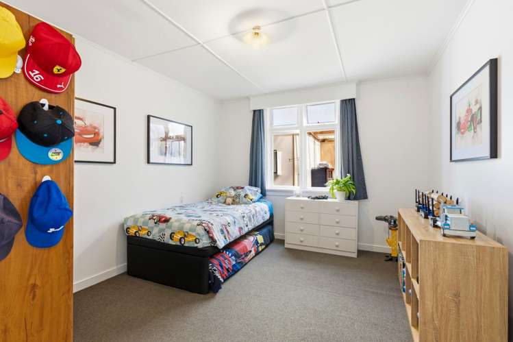 83 Main Road Fairfield_11