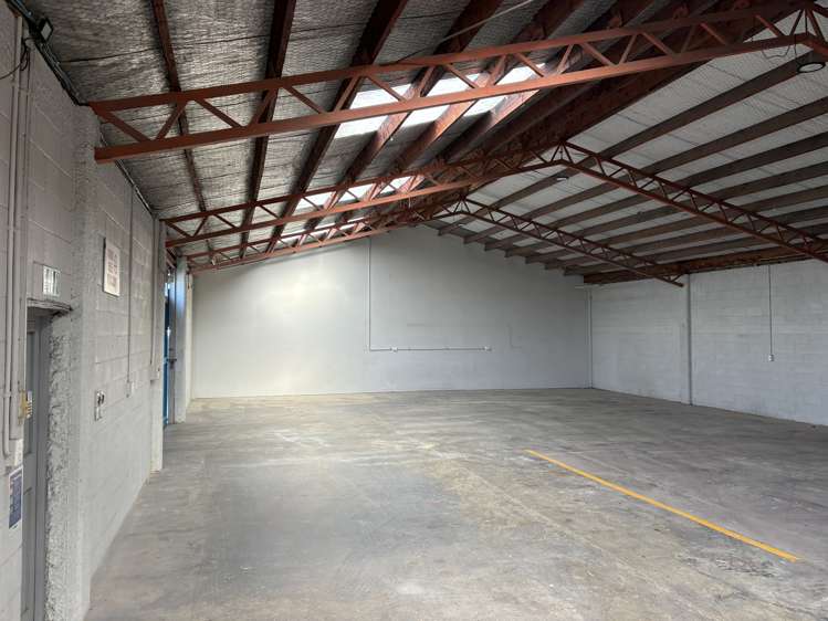 810 Karamu Road North_0