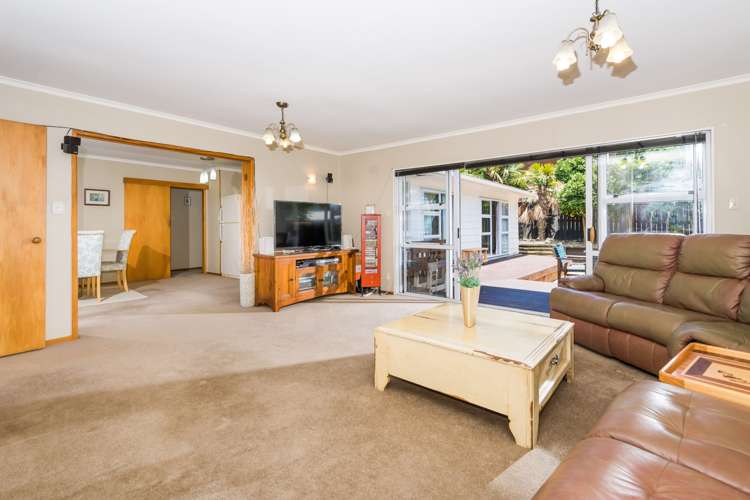 27 Hatherlow Street Glenfield_5