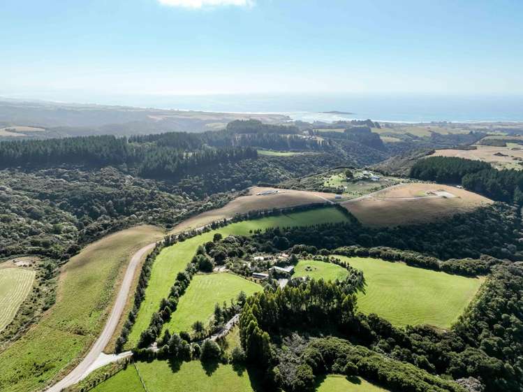 36 Kahu Ridge Taieri Mouth_22