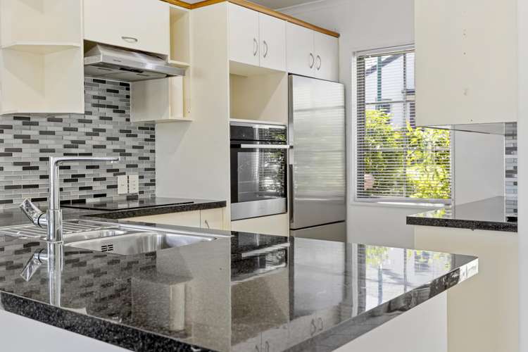 28 Lakeridge Close Rangatira Park_7