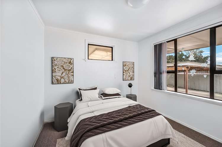 42 Alamein Crescent Onekawa_8