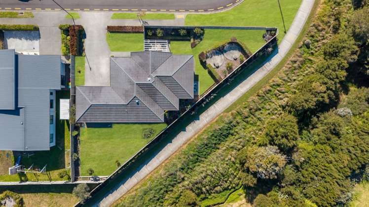 24 Marine Garden Crescent Beachlands_25