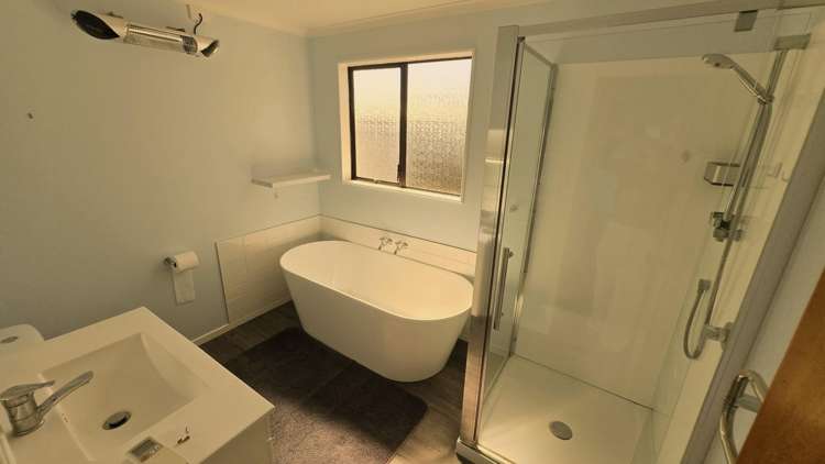  3 Owaka Close Kelson_14