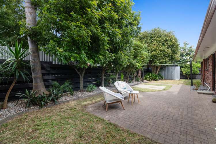 2/22 Beaumaris Way Conifer Grove_5