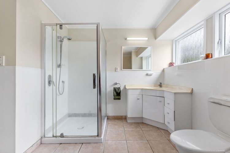 25 Taitua Drive Te Atatu South_23