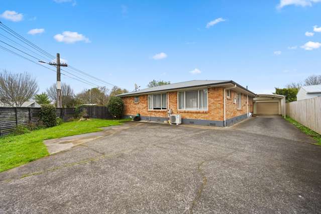 Spacious Family Living on a 1,226sqm Section