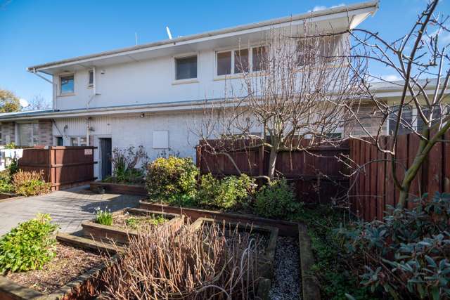 Apartment living without the price tag!