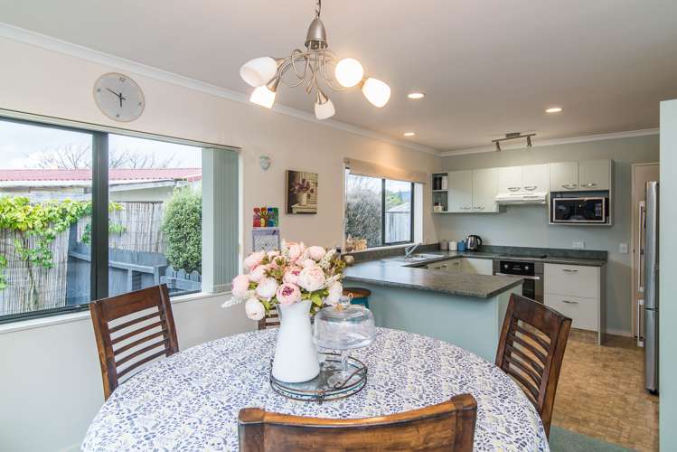 15b Walton Road Paraparaumu Beach_1