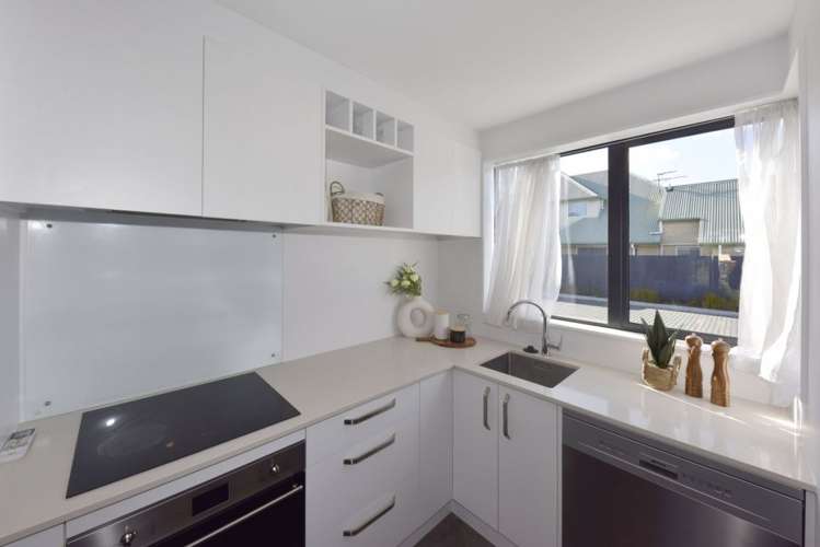 2/111 Edgeware Road Saint Albans_6