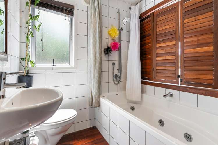 34 Kiteroa Terrace Rothesay Bay_14