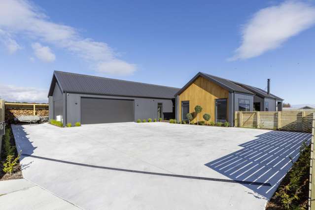 Sophisticated modern living
