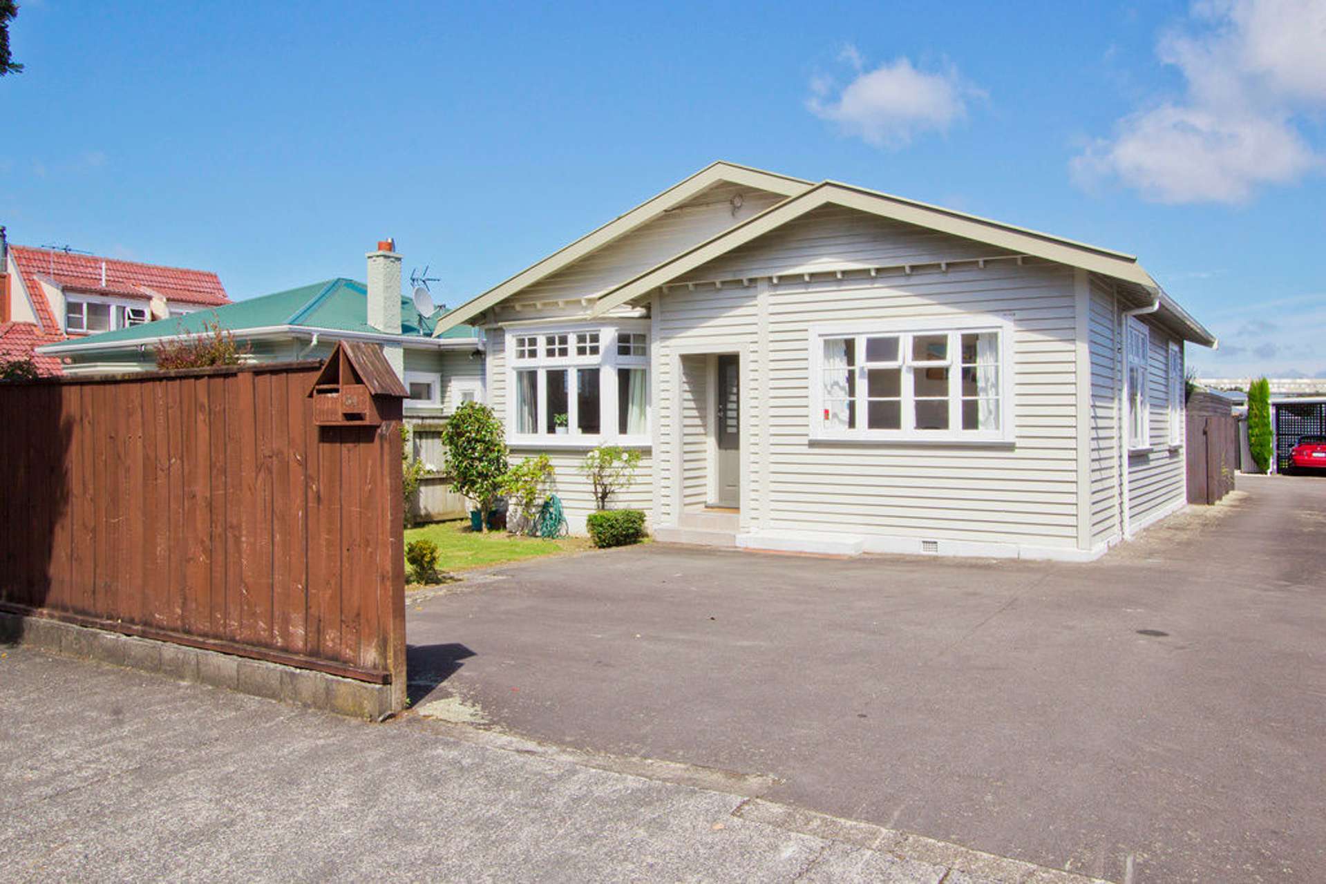 1/34 Wainui Road Waiwhetu_0