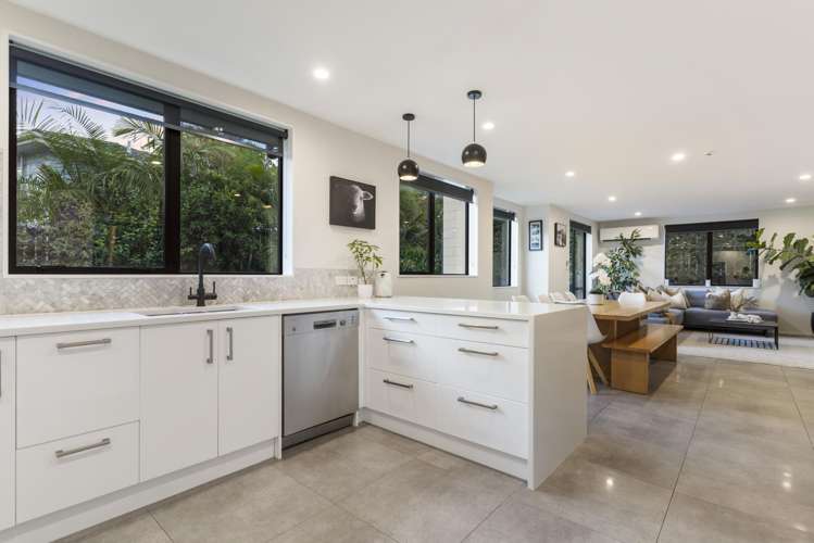 71a Neil Avenue Te Atatu Peninsula_5