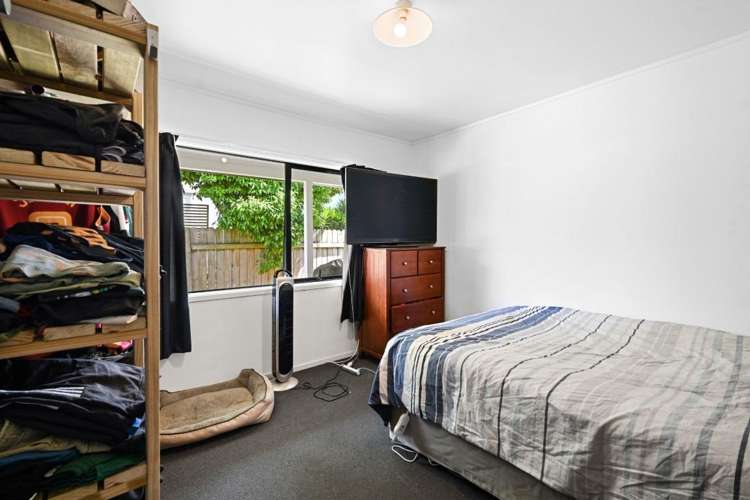 13a Forest Lake Road 1066_4