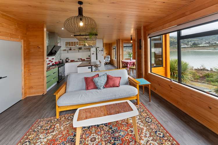 127 Queen Charlotte Drive Havelock_12