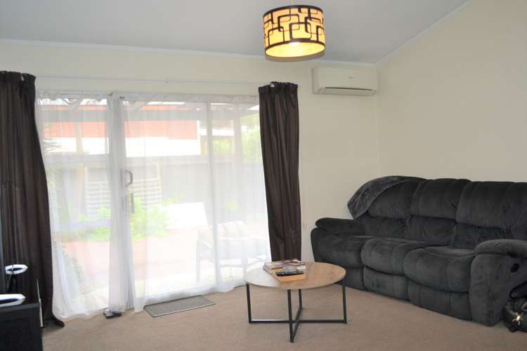 2/14 Melton Road Mount Wellington_3