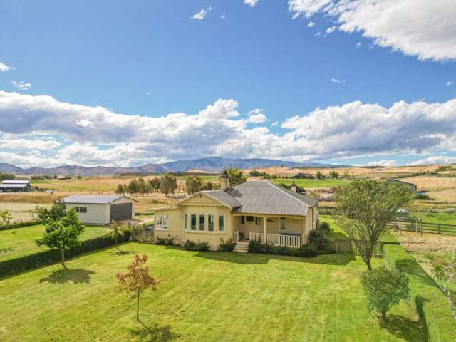 Established Lifestyle Living, Handy Location